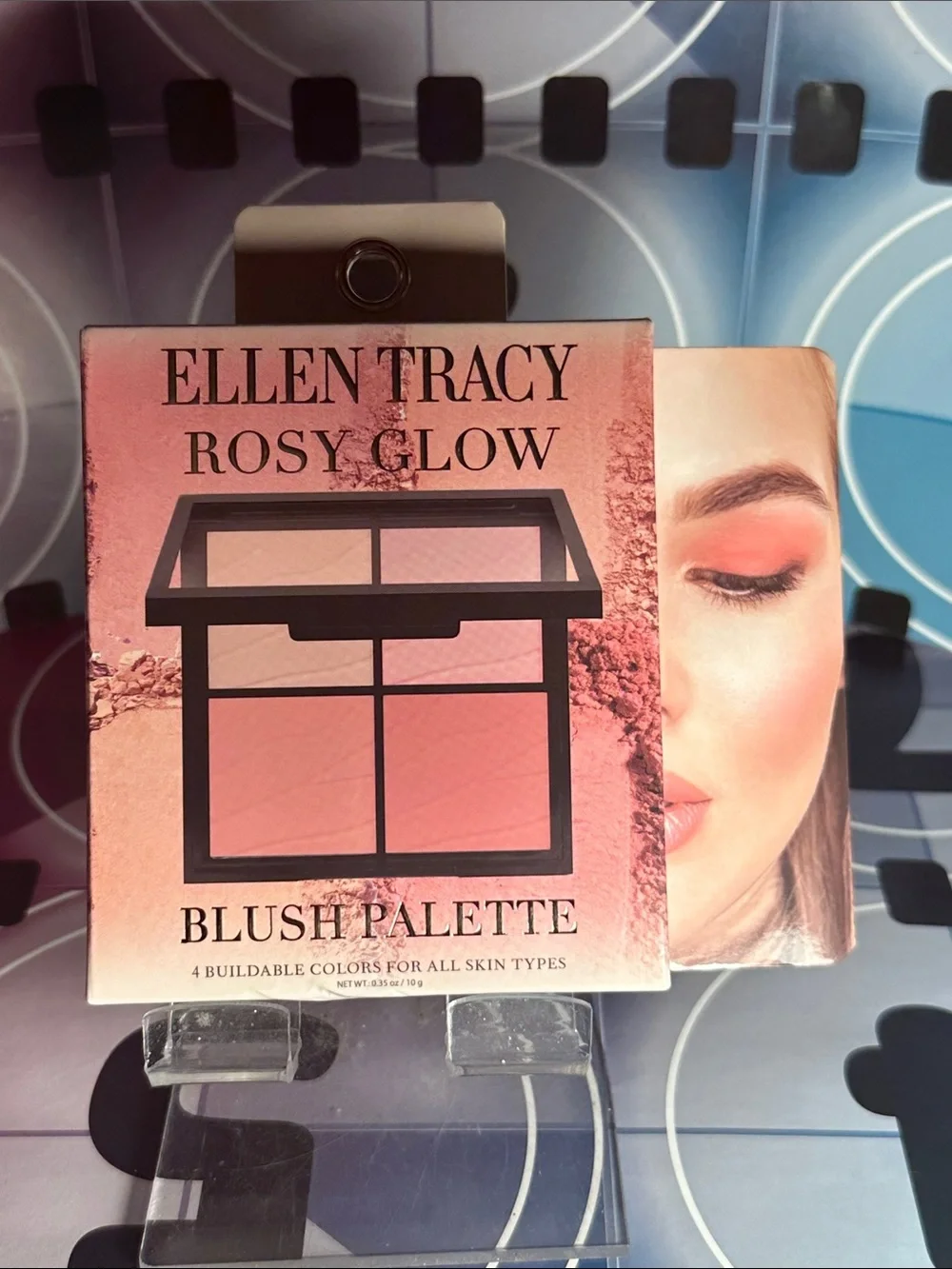 ⚡️Ellen Tracy Rosy Glow Blush Palette - Soft Pink Shades